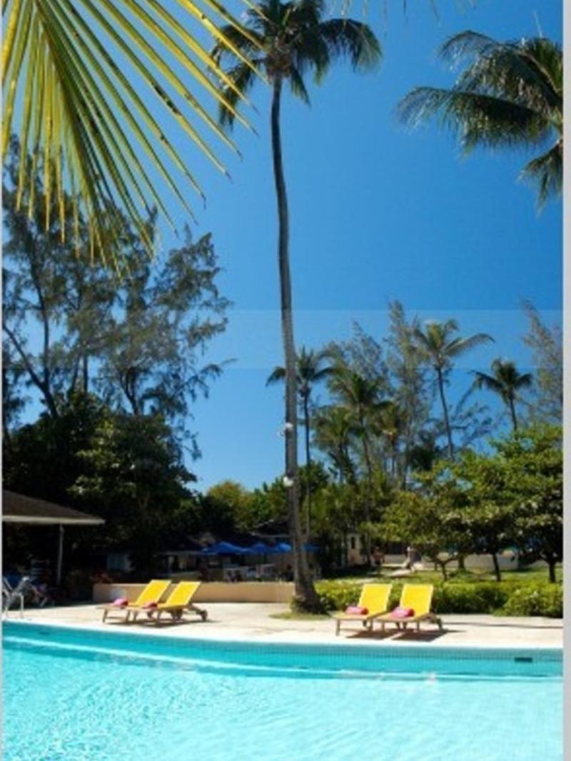 Starfish Discovery Bay Holetown ภายนอก รูปภาพ
