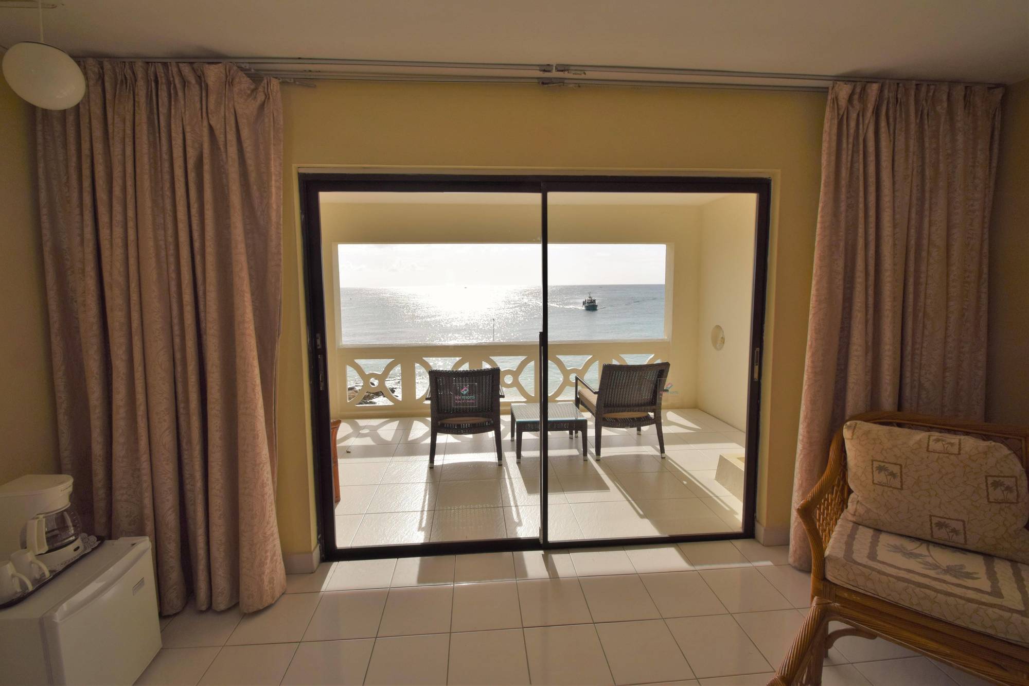 Starfish Discovery Bay Holetown ภายนอก รูปภาพ