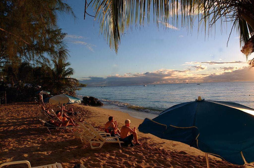 Starfish Discovery Bay Holetown ภายนอก รูปภาพ