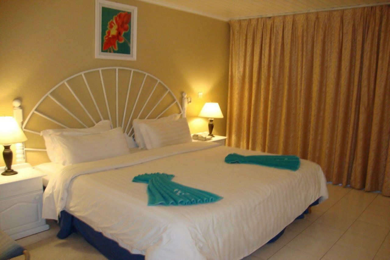 Starfish Discovery Bay Holetown ภายนอก รูปภาพ